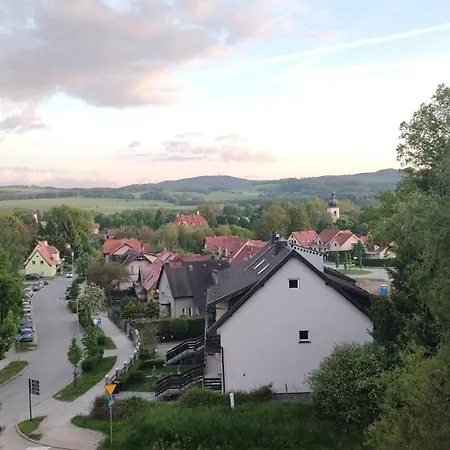 Szmaragdowy *